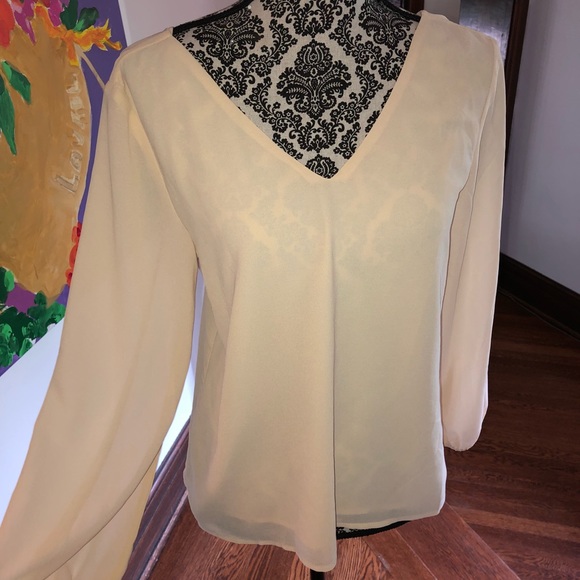 Tobi Cream Drape-back Top - Picture 3 of 4